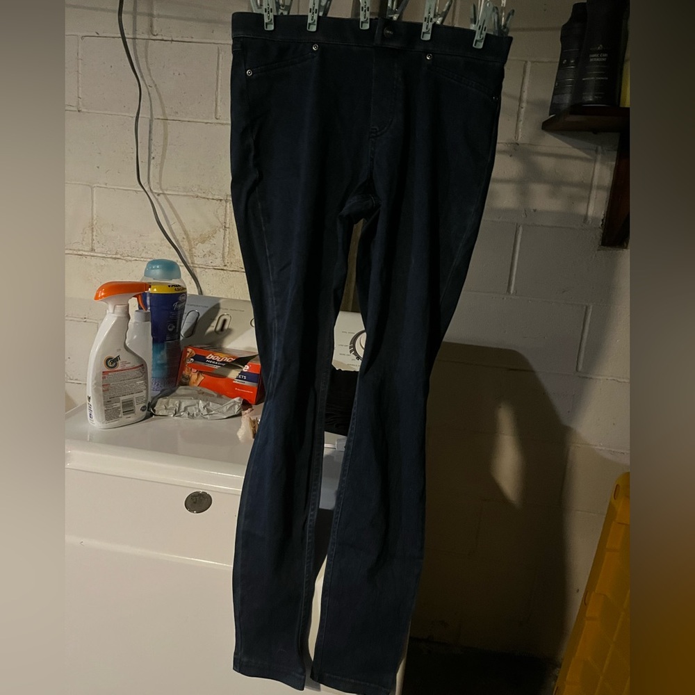 HUE Women’s Blue Jeans